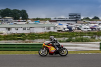 Vintage-motorcycle-club;eventdigitalimages;mallory-park;mallory-park-trackday-photographs;no-limits-trackdays;peter-wileman-photography;trackday-digital-images;trackday-photos;vmcc-festival-1000-bikes-photographs